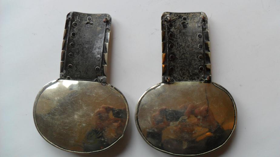  Victorian Officers White Metal 'Lobster Tail' Epaulettes