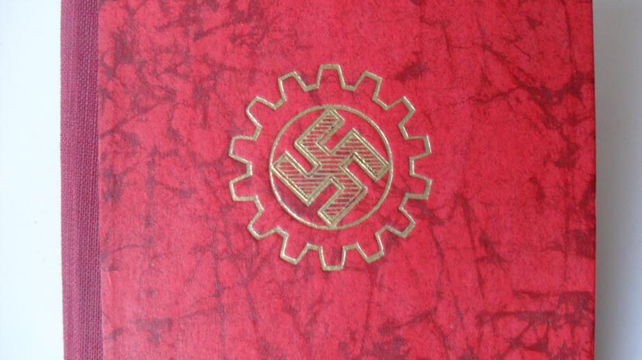 WW2 German DAF Members Book