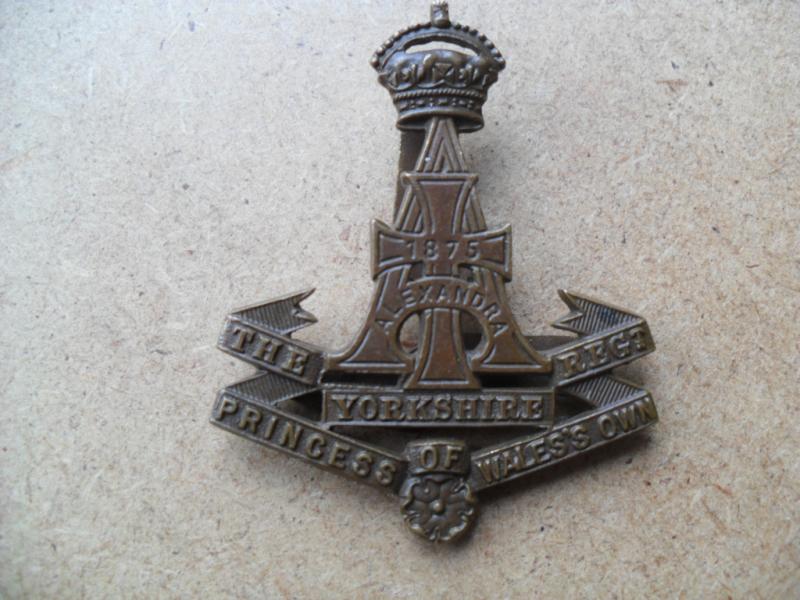 Princess of Wales Own Yorkshire Regiment (Green Howards) Officers Cap Badge
