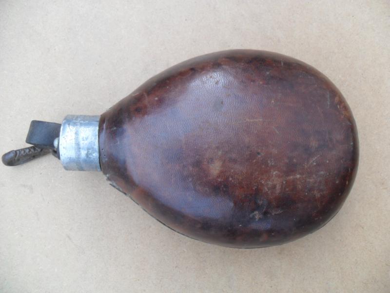 Rare WW1 German Officers Water bottle( Leather Cover) 182 Regt