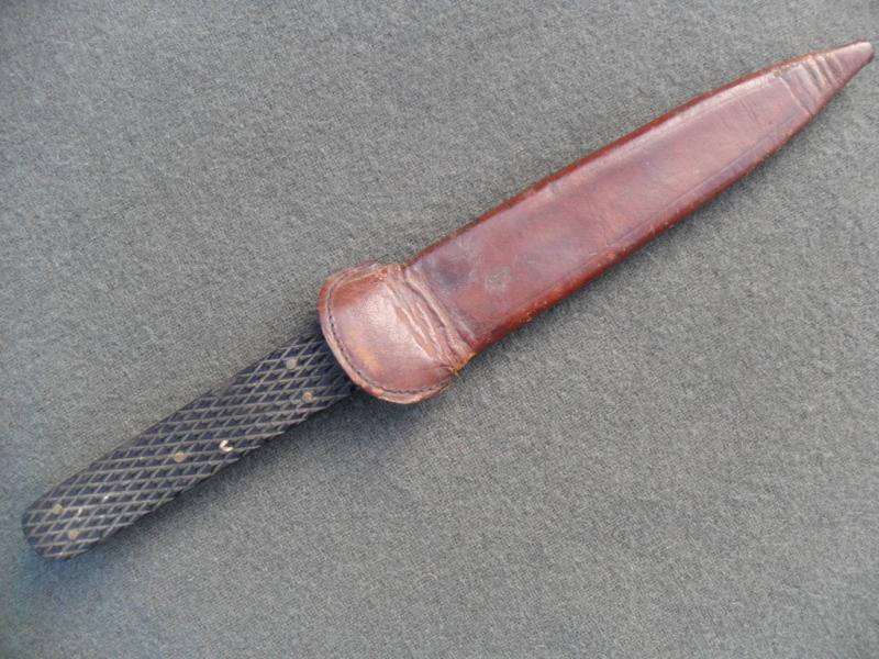 Additional Images of WW1 British Boot Knife (Code 50837)