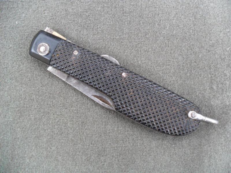 WW2 British Commando Folding / Lock Knife (At Fault)