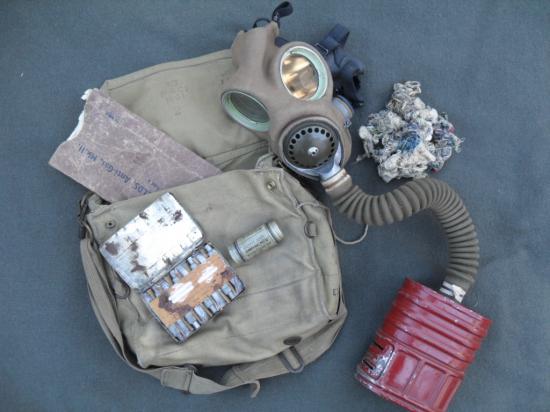 Early WW2 British MKIV Special 'T' Mic Service Respirator, Haversack & Accessories (Untouched)