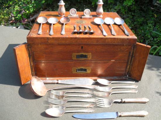 **Coming Soon** Pre-1952 1st Btn Parachute Regiment Sergeant's Mess Cutlery (King's Crown)