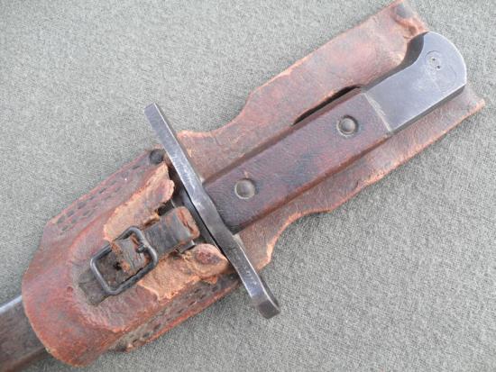 WW2 Japanese 'Last Ditch' Arisaka Type 30 Bayonet With Rubberised Frog
