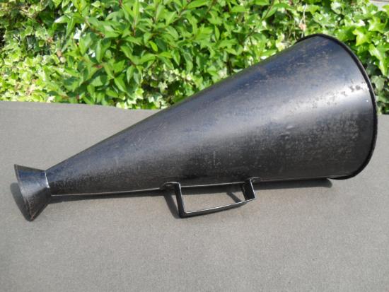 WW1/ WW2 period Loudhailer, Megaphone