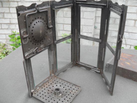 Additional Images 1916 British Folding Trench Lantern (Code 51290)