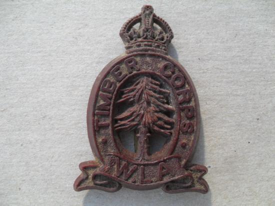 WW2 WLA Timber Corps Economy Beret Badge