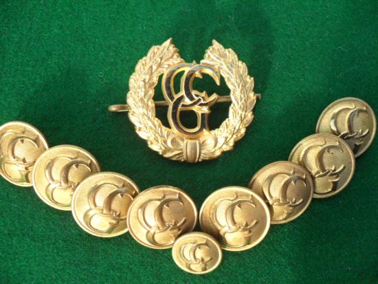 Early Post-War Control Commission Germany Cap Badge & Uniform Buttons