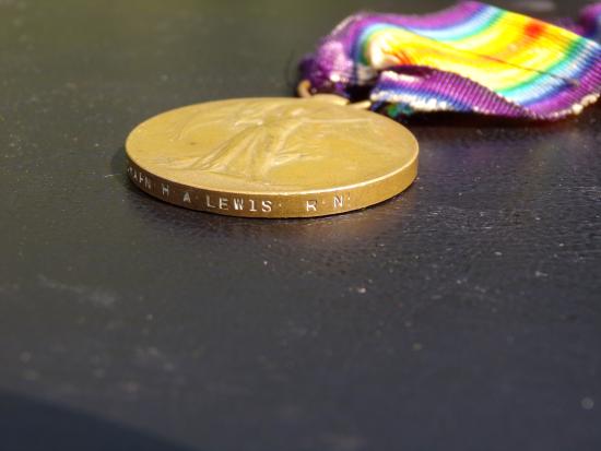 WW1 Chaplain Royal Navy Victory Medal (H.M.S Sutlej & H.M.S Bracchante)